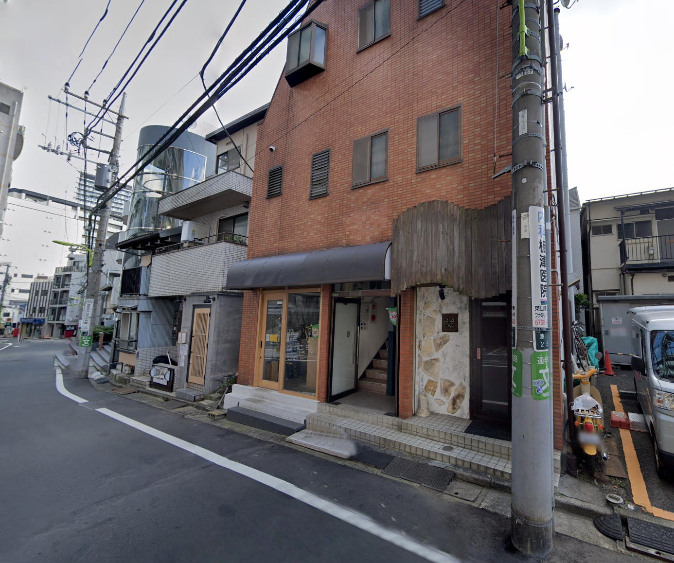 【年内キャンペーン中！フリーレント1か月付＋造作代値下げ】【世田谷区】田園都市線池尻大橋駅徒歩２分／人気エリアのバーの居抜き物件！／約11.28坪